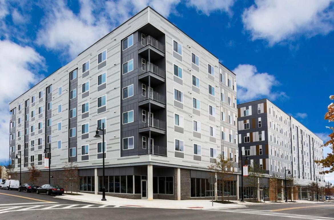 Lux House Of Champagne 2Br 2Ba Free Parking & Wifi Apartamento Baltimore Exterior foto